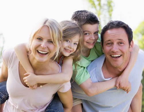Satisfied family men make happier employees