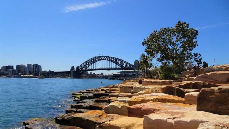 Sydney house prices dipped 0.2%, adding to a 1.4% decline in the September quarter. 