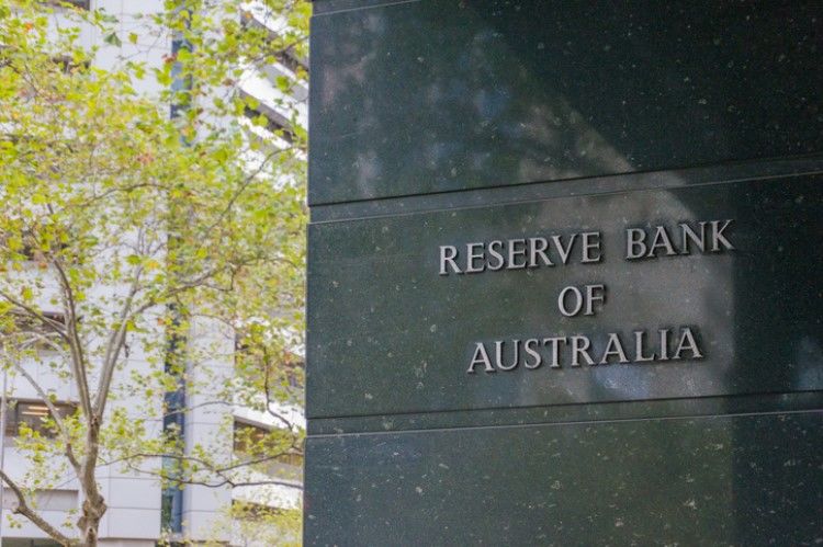 The housing downturn may urge the Reserve Bank of Australia (RBA) to keep the official cash rate at its lowest level until late 2019. 