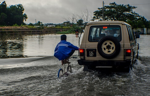 Allianz Malaysia sets up mobile claims office for flood-hit areas