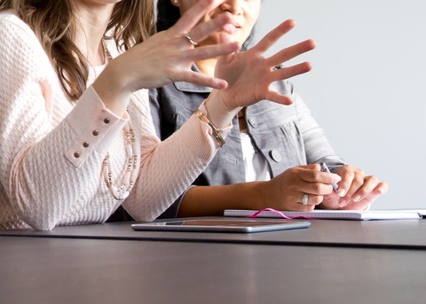 Are teachers more likely to quit under female leaders?