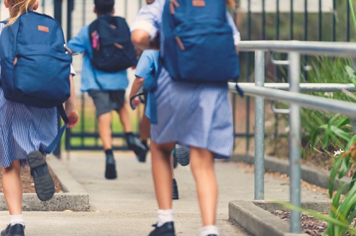 Chiropractors warn over student backpacks